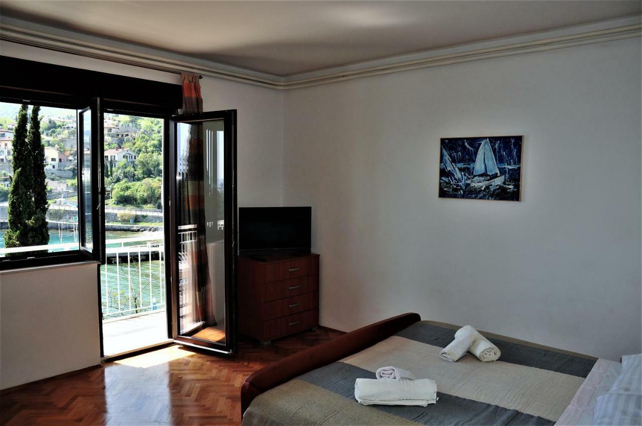 Apartmani Kadmen Ika Esterno foto